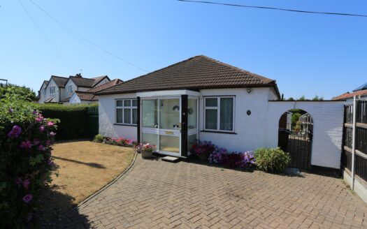 The Mount, Ewell Village, KT17 1LZ