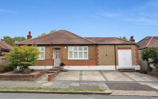 Mavis Avenue, Ewell, KT19 0PY