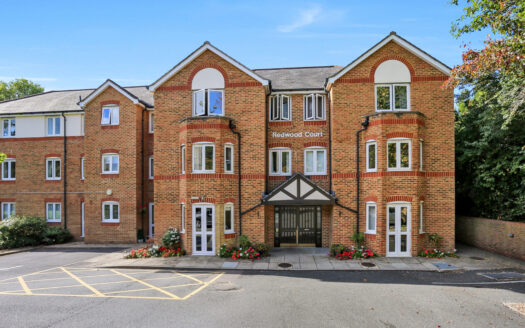 Redwood Court, Epsom Road, Ewell, KT17 1HT